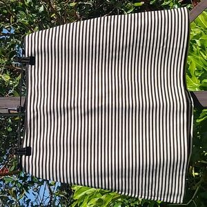 Everlane Knit/Spandex Black & Cream Stripe Skirt Size Small